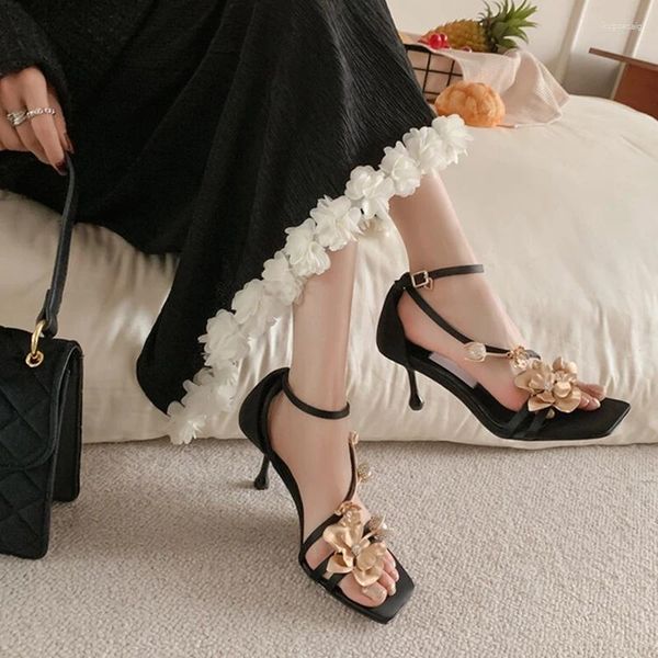 Туфли летние женские сандалии с квадратным носком на высоком каблуке женские атласные для элегантных цветов черный чехол