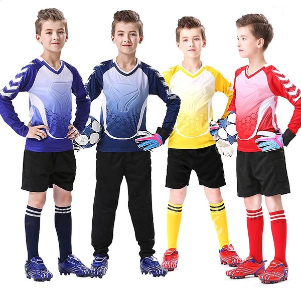 Özel Çocuk Erkekler Kaleci Jersey Futbol Seti Geri Sünger Koruyucusu Kapıcı Futbol Giysileri 240306