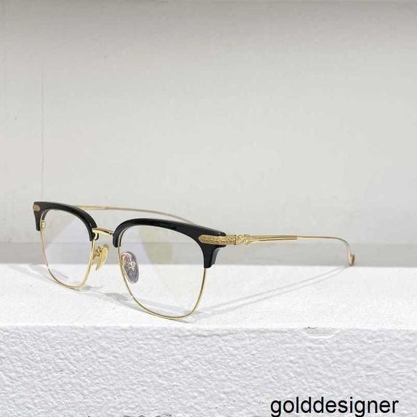 Die flache Anti-Blaulicht-Linse des Designers Kroka mit einer Heart-Rock-Halbrahmen-Metallrahmenbrille und einem Myopie-Brillenrahmen S07T