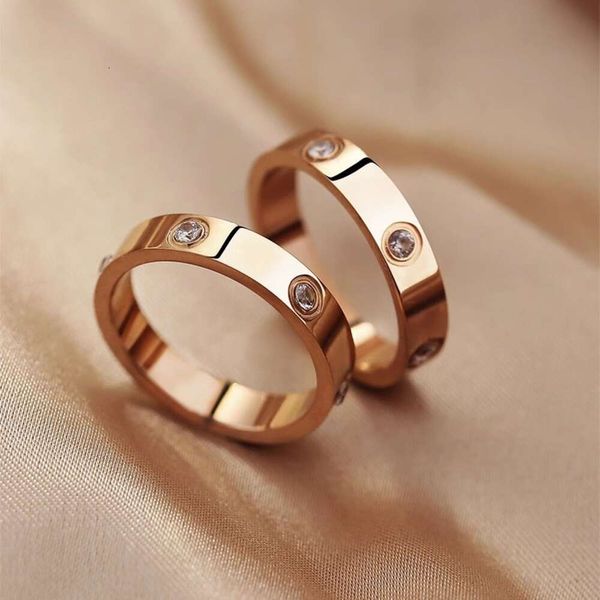 parafuso anéis carter unha moda de moda de casal de titânio aço indicador de dedo anel para homens para homens personalidade Sense avançado jóias incolores de pares p4t7
