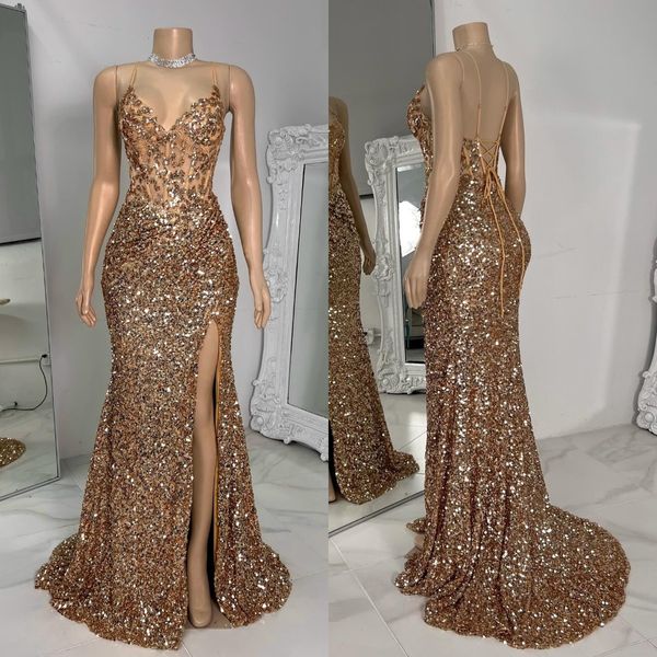 Abito da ballo sexy a sirena in oro per donne nere abiti da sera con spaghetti glitter eleganti perline appliques occasioni speciali illusione divisa robe de soiree