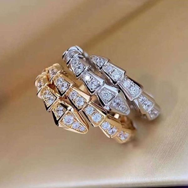 Moda tasarımcı yılan elmas yüzük paslanmaz çelik erkekler kadınlar geniş dar versiyon açık yüzük kolay deformasyon gümüş 18k altın ışık elmasla kaplı mücevher güzel hediye