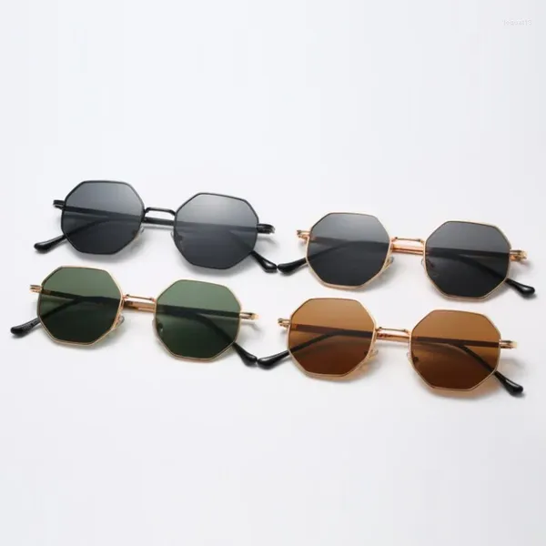 Güneş gözlüğü 2024 Vintage sekizgen küçük çerçeve kare kadın marka tasarımcısı metal ayna moda çokgen güneş gözlükleri erkekler
