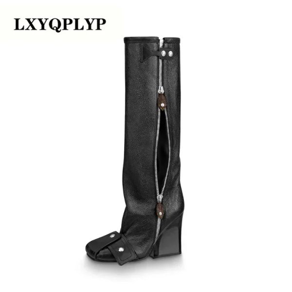 BOTAS BRANDO BOOTS femininos Autumn e Winter Fashion Color Contrast Rivet Zipper High Heel Stage Stop Shoes Party Shoes