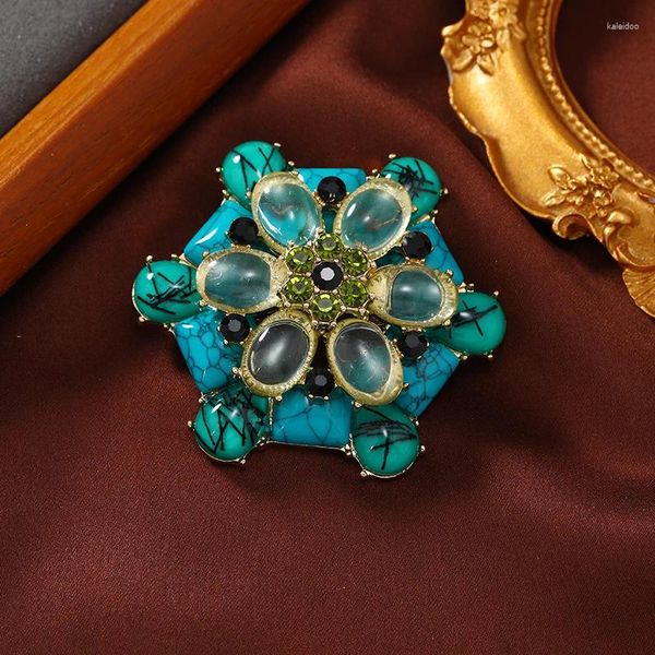 Spille Morkopela Spilla fiore in resina vintage Pin banchetto geometria esagonale per regalo gioielli uomo donna