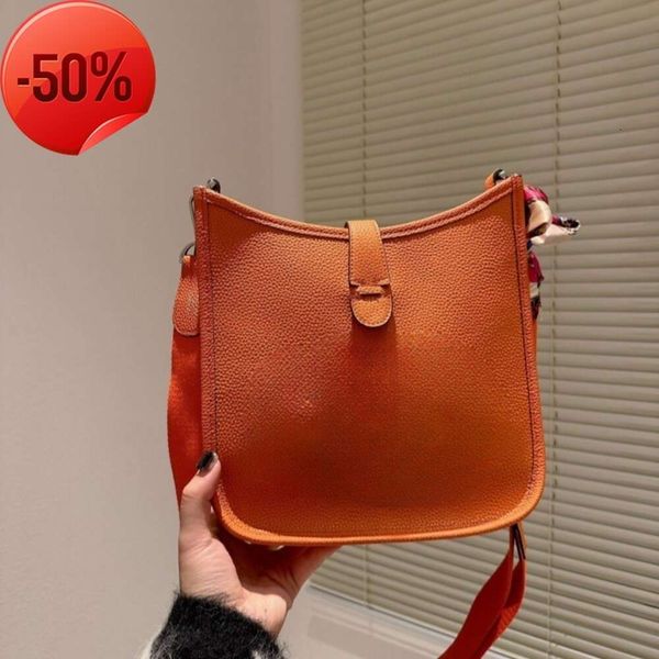 Shop-Handtaschen online für günstige Export-Upgrade-Leder-Kurzschultergürtel-Kunstleder-Schulter-Cross-Body-Damentasche mit großem Fassungsvermögen