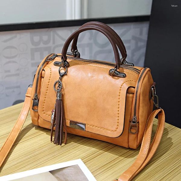 Borse a tracolla Borsa a tracolla retrò Boston PU in pelle con manico superiore da donna da viaggio tracolla regolabile con nappa decorazione borsa a mano