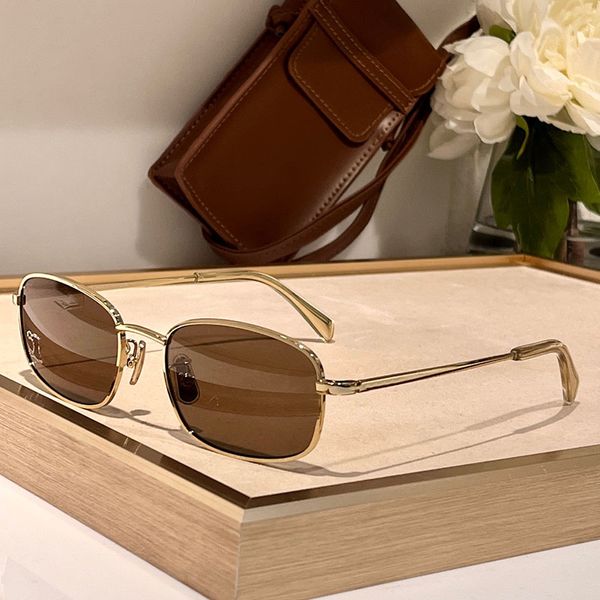 Von Designern entworfene rechteckige Sonnenbrille mit Metallrahmen für Damen, luxuriöse, helle, dekorative Spiegel, modische Kristalllogos, Glas mit Box CL40284