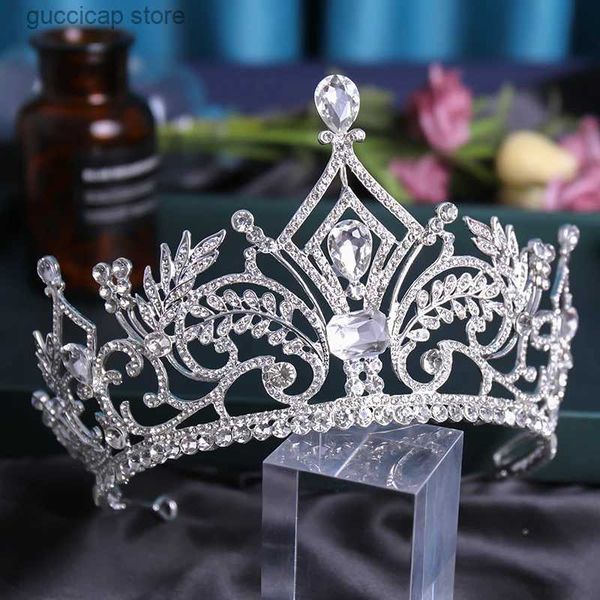 Diademi Accessori per capelli da sposa da sposa Abito da sposa da chiesa Corona Cerchio per capelli in lega d'oro Accessori per gioielli da donna con strass Y240319