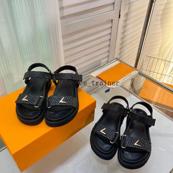 Chinelos de designer SUNSET COMFORT Flat Sandálias FLAT MULE Chinelos Cool Esforços Elegantes Slides 2 Correias Ajustadas Fivela de Ouro Mulheres Praia Borracha Sole Sandália 3.7 02