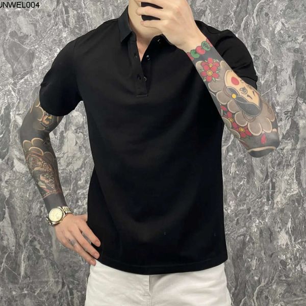 Polo nera a maniche corte di design famosa su Internet con t-shirt con colletto per tendenza fondo slim fit tinta unita primavera/estate da uomo