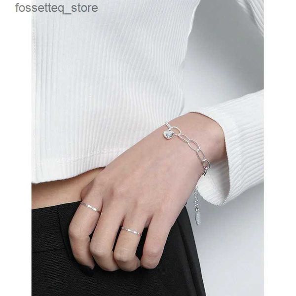 Charm-Armbänder F.I.N.S Minimalistisches Herz Authentisches 925er Sterlingsilber Koreanisches Design Asymmetrische Kette Charm Feiner Schmuck L240314