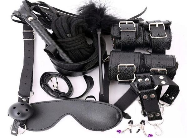 10 Stück PU-Leder Sexspielzeug für Erwachsene BDSM Bondage Set Mundknebel Sex Hände Fow Frauen Peitsche Seil Erotik Sexy Dessous Kostüme C18123384027