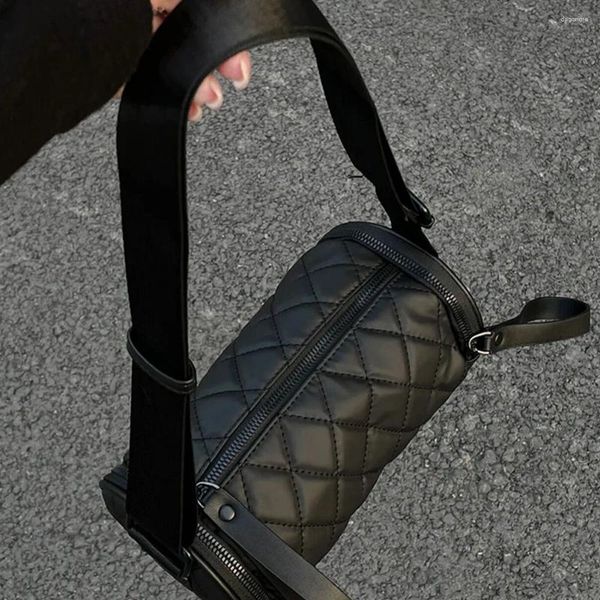 Omuz Çantaları Kadın Çapraz Bag PU Deri Elmaslar Kafes Silindir Yastığı Basit Taşınabilir Moda Zarif Lady Küçük Çanta