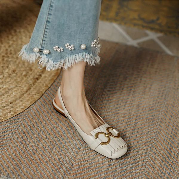 Сапоги Retro Tassel Baotou Sandals Fairy назад пустые одиночные туфли плоская нижняя плоская каблука летние новые французские римские квартиры