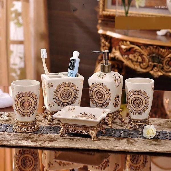 Set di accessori per il bagno 5 pezzi in ceramica europea per il bagno, per i gargarismi, portaspazzolino creativo, per coppie, prodotti per tazze