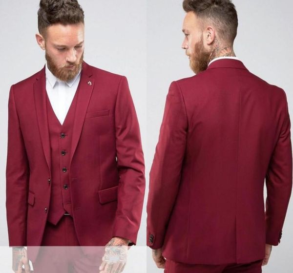 Smoking da sposo rosso slim fit con risvolto con risvolto centrale Groomsmen abiti da sposa da uomo eccellente giacca da uomo pantaloni gilet7609238