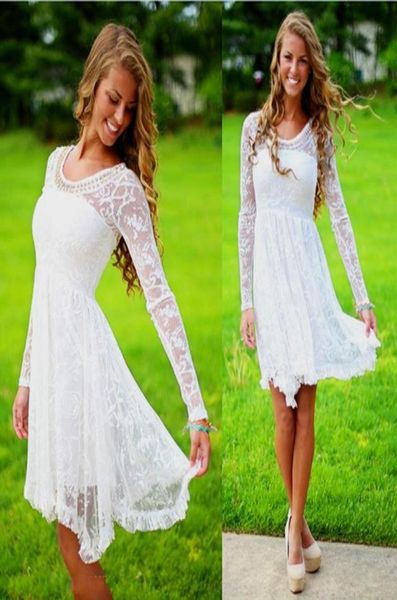 Kurze einfache bescheidene Lace Country Brautkleider mit Ärmeln Kristallausschnitt Vintage Boho Brautkleider billig einfacher Outdoor Bohem3869873