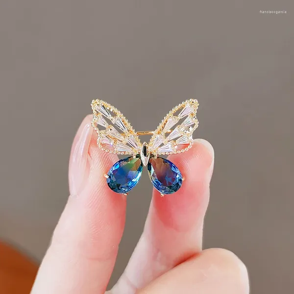Broschen Hochwertige blaue Schmetterlingsbrosche weibliche Nischenanzugkorsage Temperament Kleidungszubehör Pin Anti-Rutsch-Schnalle