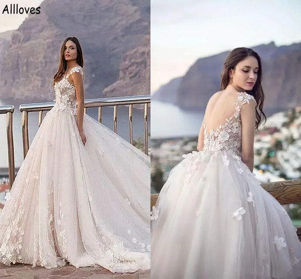 Fiori fatti a mano Abiti da sposa in pizzo con applicazioni di linea A Sheer Neck Maniche ad aletta Boho Abiti da sposa country Sexy aperti sul retro Tulle Corte dei treni Robes de Mariee Modern YD