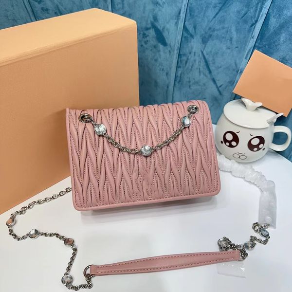 2024 Nova bolsa crossbody feminina de alta qualidade bolsa de ombro de qualidade personalizada pele de carneiro macia dentro de vários cartões design simples tendência de moda atmosférica 5BP065