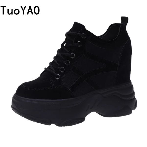 Boots Women Sneakers Treinadores de plataforma casual de couro Black Shoe 11 cm Saltos de outono Cedas de outono Mulher respirável Altura que cresce sapatos novos