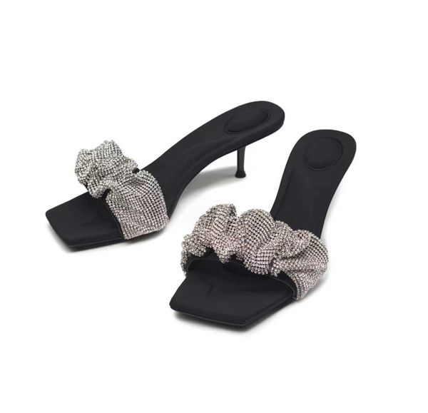 HBP Non-Brand Großhandel im neuen Stil Hausschuhe Sandalen Damenmode Sommerschuhe Damen Sandalen mit hohen Absätzen für Damen und Damen