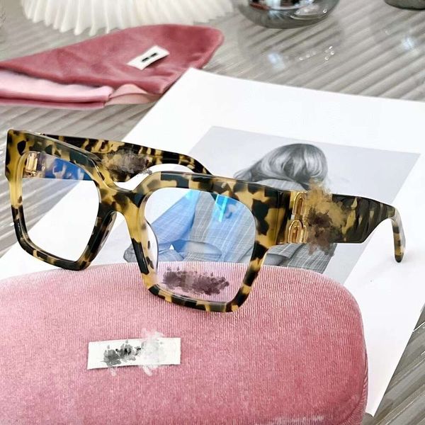 MIUI Óculos de sol Mui Mui Óculos de sol para mulheres Óculos de sol masculinos Designer de óculos de sol femininos Mui Óculos Armação de óculos de sofisticação moderna Armações ópticas