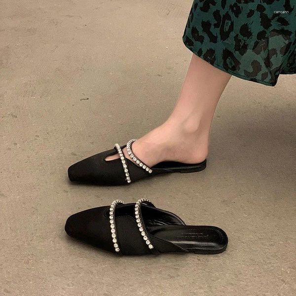 Terlik Baotou Dışarıda Sürükle Kadınlar Yaz Rhinestone Düz Anti-Slip Net Kırmızı Süper Moda Retro Serin Kadın Ayakkabıları