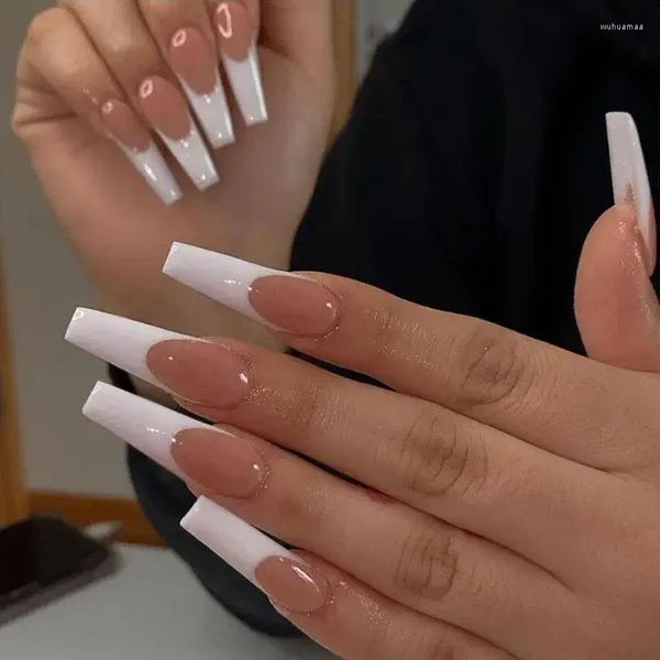 Unhas Falsas 24 Pçs/set Branco-Afiado Manicure Nail Patch Falso Acabado Estilo Francês Simplicidade Moda Vestindo