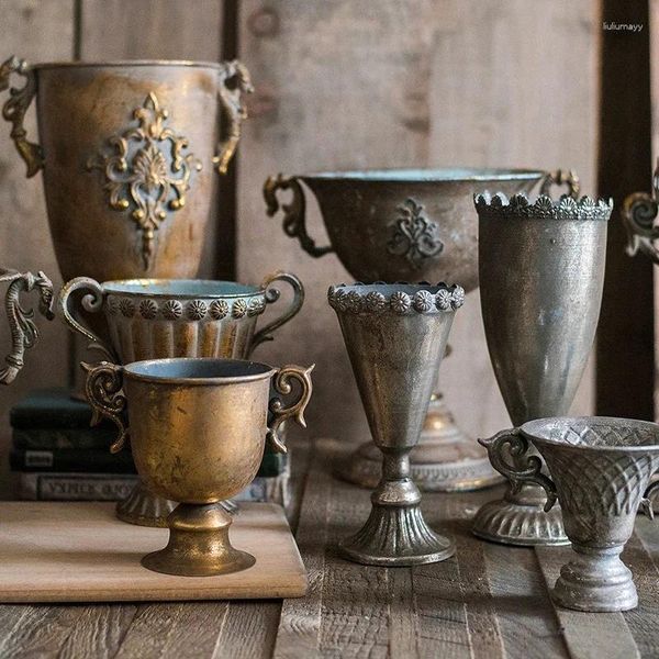 Vasi Vaso in ferro vecchio realizzato in stile retrò Grande dispositivo per la disposizione di fiori secchi in oro Decorazione da tavolo per la casa Vasi in metallo argentato