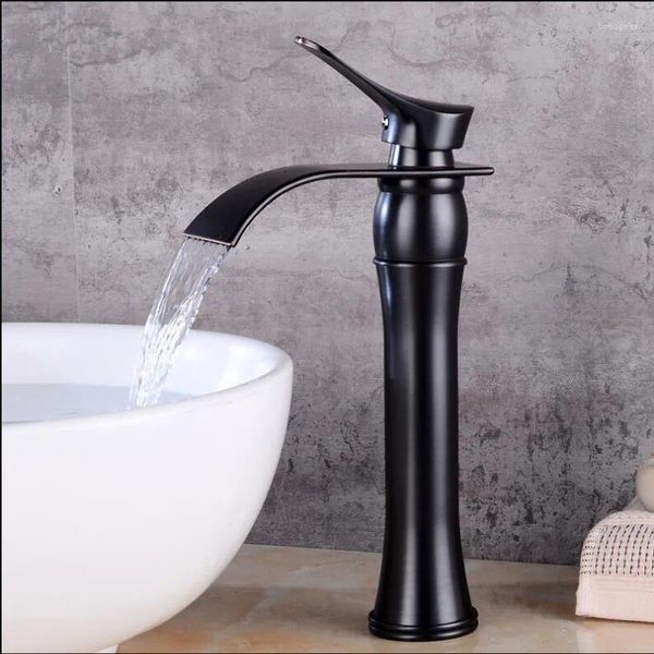 Banyo Lavabo Muslukları Havzası Modern Altın/Siyah Yağ musluk Şelalesi Tek Delik Soğuk ve Su Musluk Mikser Muslukları