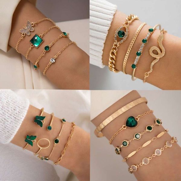 24 pulseira elegante francesa conjunto de quatro com borboleta esmeralda e pulseiras de abertura de diamante