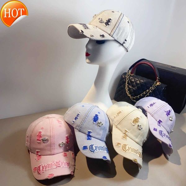 Lettera di posizionamento della moda americana Lavaggio ad acqua Flash Diamond Cappello da baseball Ricamato Traforato Lucido Sport Lingua d'anatra