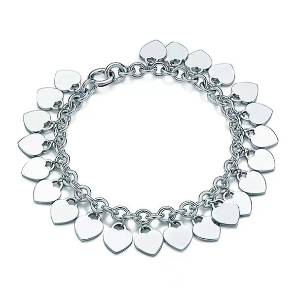 Neues Designer -Ketten -Kettenarmband Luxus Mehrere Herzarmbänder für Frauen Edelstahl Paar Stränge Kette auf Hand Schmuck Geschenke Accessoires Großhandel Großhandel