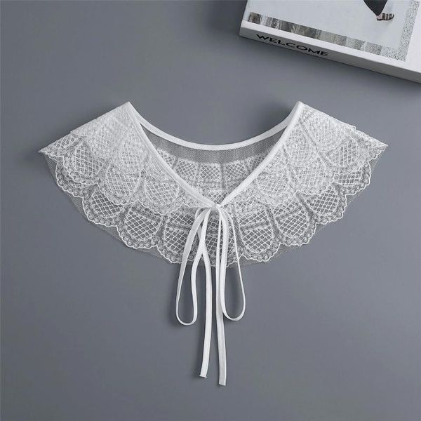 Fliegen Weißes Hemd Abnehmbarer Kragen Frauen Revers Bluse Tops Gefälschte Dekorative Weibliche Verstellbaren Riemen Bowknots Falsche