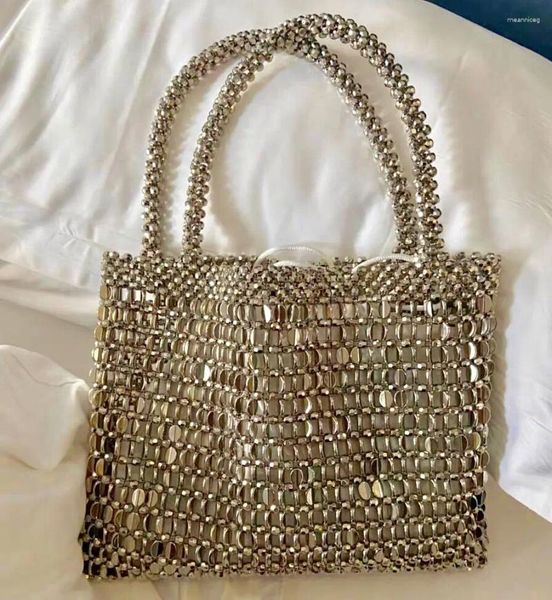 Borsa con coulisse con perline interne Borsa con perline intrecciate a mano Borsa per celebrità lavorata a maglia Design unico Argento Shopping per feste da donna Matrimonio