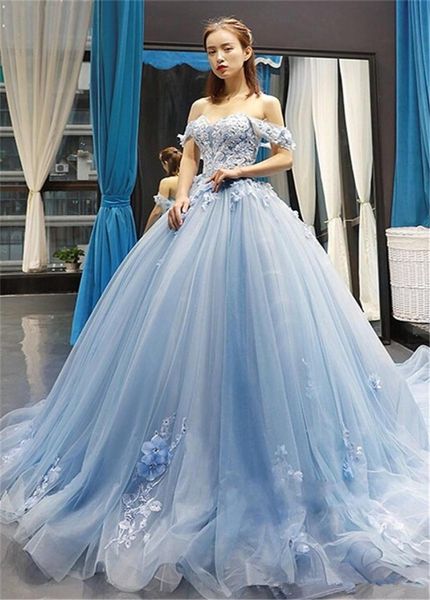 Sky Mavisi Prenses Quinceanera Elbise Balo Elbise Omuz 3d Çiçek Aplikler Tatlı 16 Gece Elbise Balo Partisi önlükleri Vestid7558351