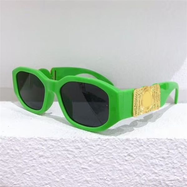Designer-Sonnenbrille für Damen, UV400-Schutz, Biggie-Retro-Brille, Vollrahmen, breite Spiegelbeine der klassischen schwarzen Sonnenbrille mit goldenem Abzeichen und Box, FA069 C4
