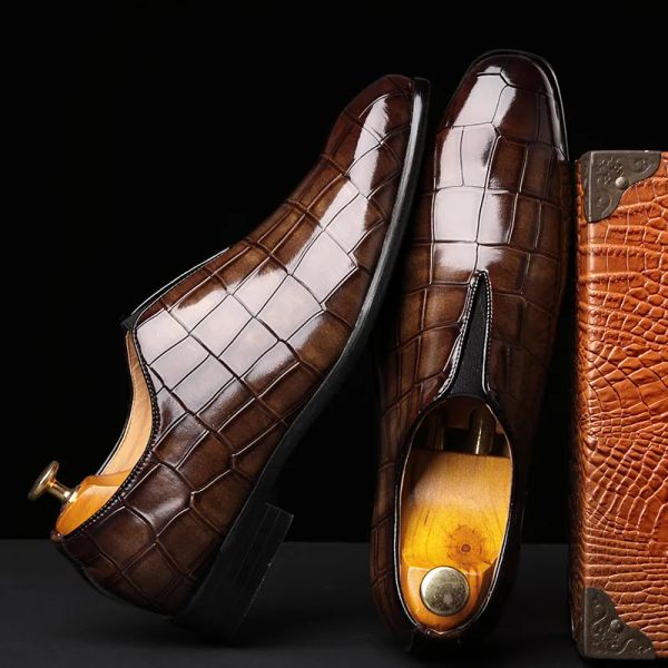 Schuhe Männer Kleider Schuhe Alligator Muster Leder formelle Schuhe Mode Bräutigam Hochzeitsschuh Männer Luxus italienischer Stil Oxfords große Größe 48