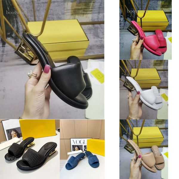 2024 neue Sommer Frauen Schöne Sandalen Mode Designer Elegante Niedrigen Ferse Schuhe Casual Komfortable Outdoor Weichen Strand Hausschuhe