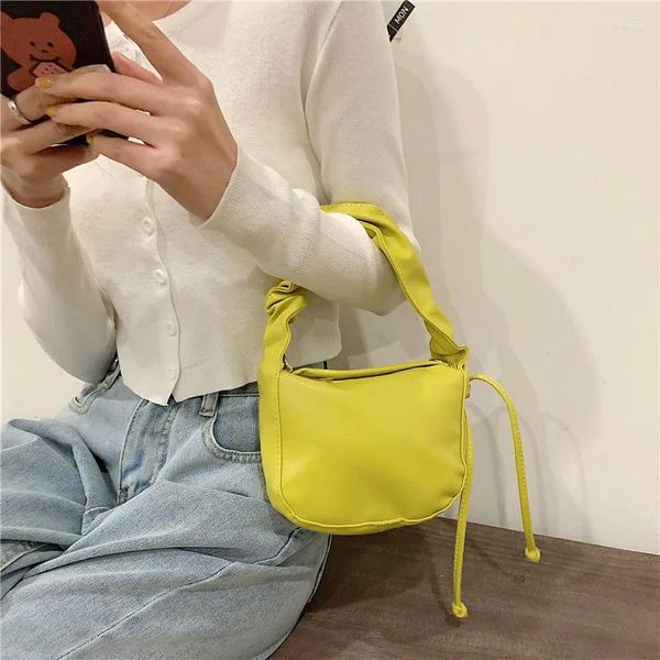 Totes Kleine Tragetaschen für Frauen 2024 Mode Handtaschen Einfarbig Sommer Umhängetasche Umhängetasche PU Leder Dame Kette Sling Lila