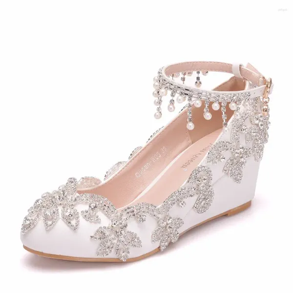 Sapatos de vestido elegante nupcial branco luxo diamante glitter cristal flor cunhas salto alto mulheres casamento redondo toe bombas h0132
