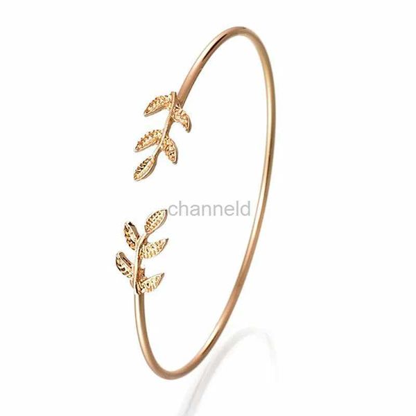 Bangle New Leaf Bracciale a polsino per le donne Punk Personalità Bracciale aperto Pulseiras Pulseira Femminile Piccoli gioielli fatti a mano 240319