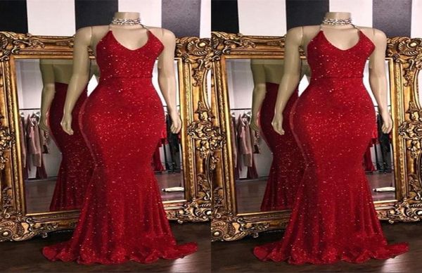 2019 Red Sparkling Paillettes Sirena Abiti lunghi da ballo Halter Beaded Backless Sweep Train Abiti da sera formali per feste8418300