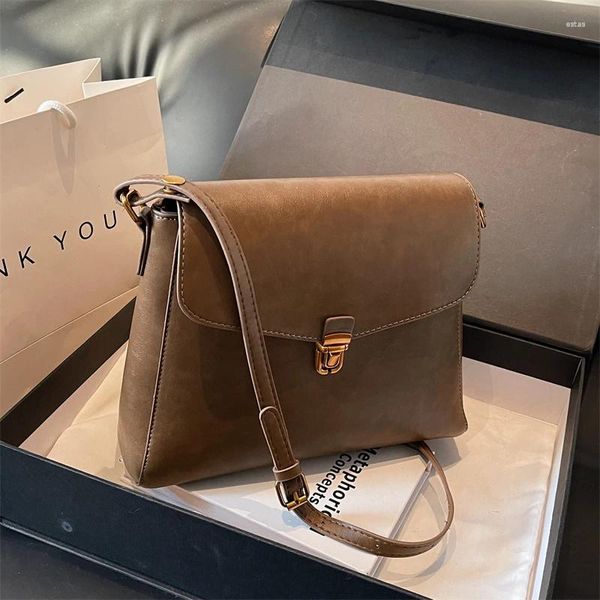 Bolsas de ombro sólidas de alta qualidade pu versátil simples ferrolho sentido de luxo crossbody para mulheres 2024 moda casual à venda