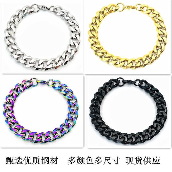 Bracelets de charme de design de moda Eletroplatou 18K Bracelete de ouro feminino sem desbotamento Chain cubana casal de jóias pretas de aço inoxidável