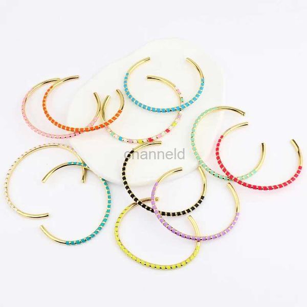 Bracciale rigido 12 colori braccialetti placcati oro 18 carati bracciale aperto geometrico smaltato al neon invia coppia di donne migliori regali di gioielli per anniversario 240319