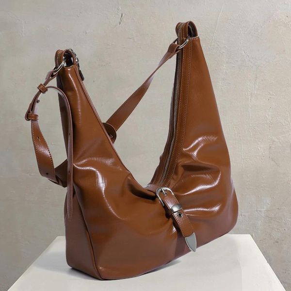 Bolsas de ombro vintage hobos para mulheres luxo designer bolsa bolsas em pu óleo cera cinto fivela média axilas