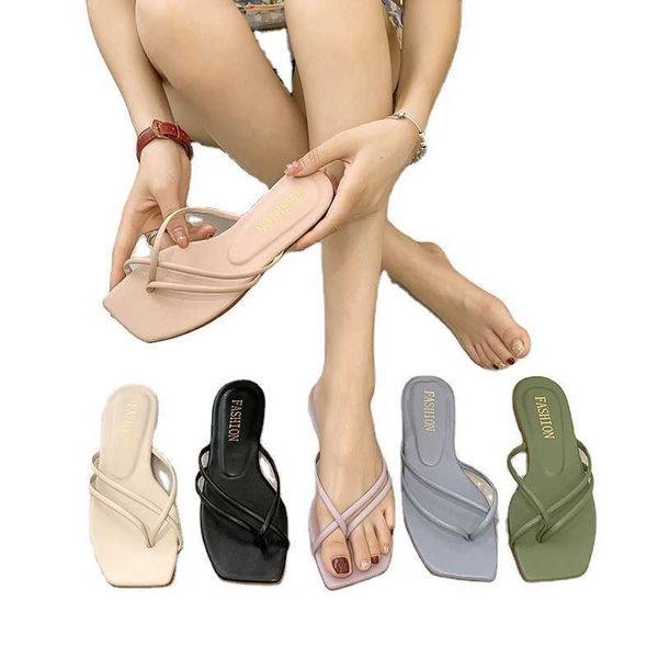 HBP Brand Olmayan Stnm Yeni Gelişler Tasarım Düşük Fiyat Plajı Bayan Terlik ve Sandalet Moda Yaz Pu Deri Daireler Sandalet Kadınlar İçin Sandalet